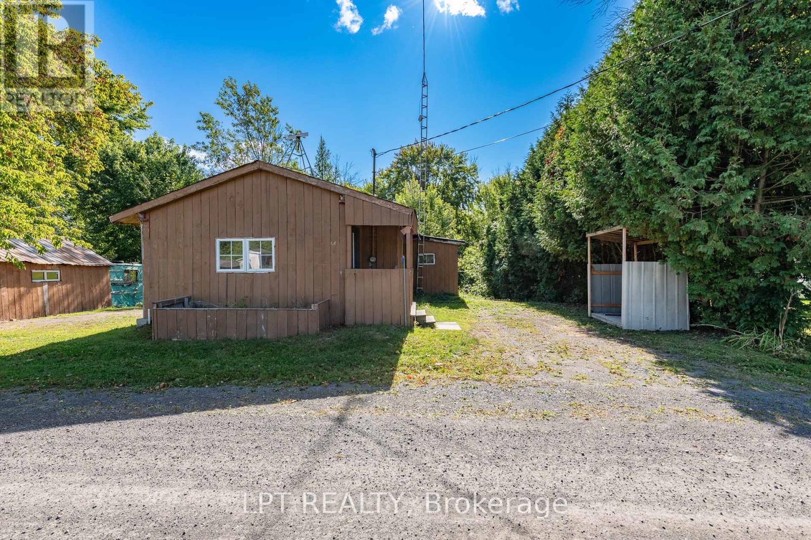 7 Broadway Street, North Grenville, Ontario  K0G 1J0 - Photo 3 - X12421208