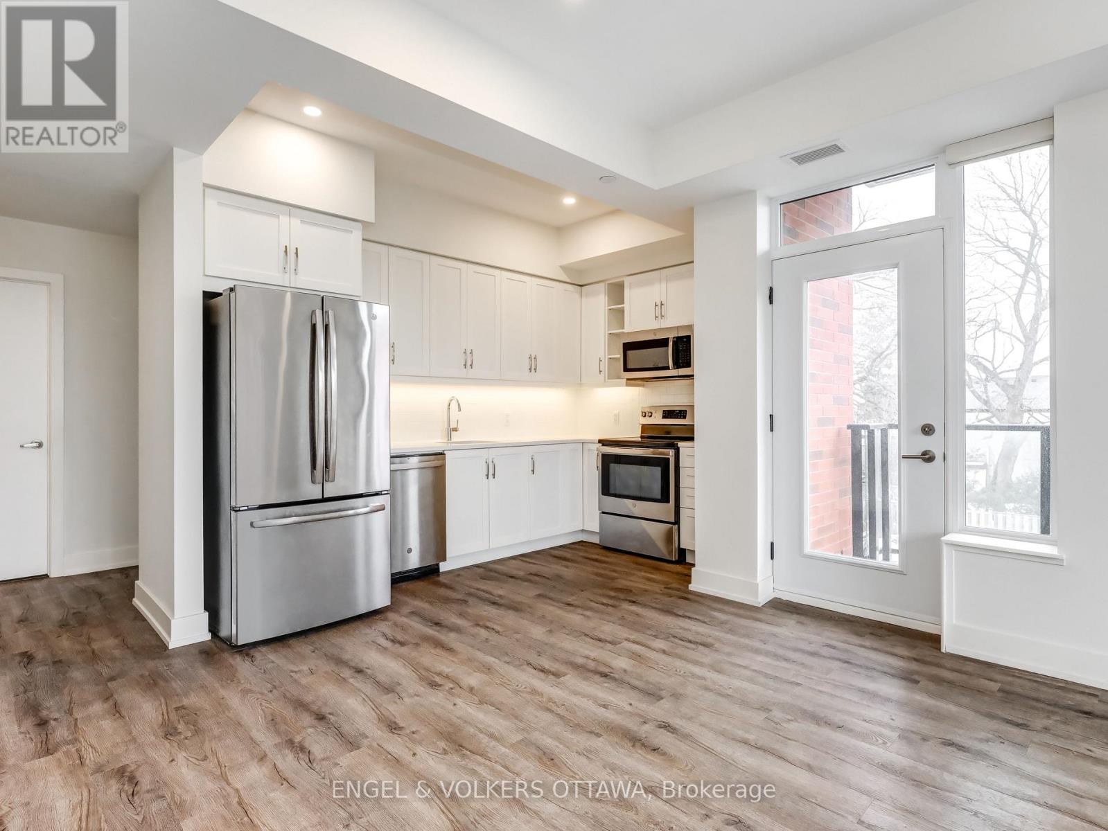 307 - 280 Crichton Street, Ottawa, Ontario  K1M 1W4 - Photo 11 - X12421241
