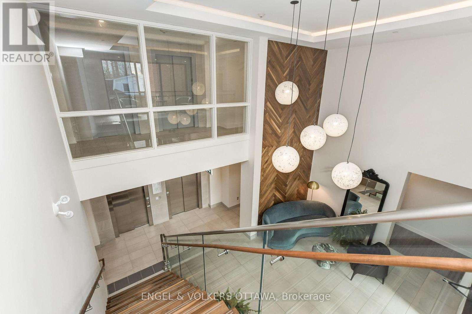 307 - 280 Crichton Street, Ottawa, Ontario  K1M 1W4 - Photo 4 - X12421241