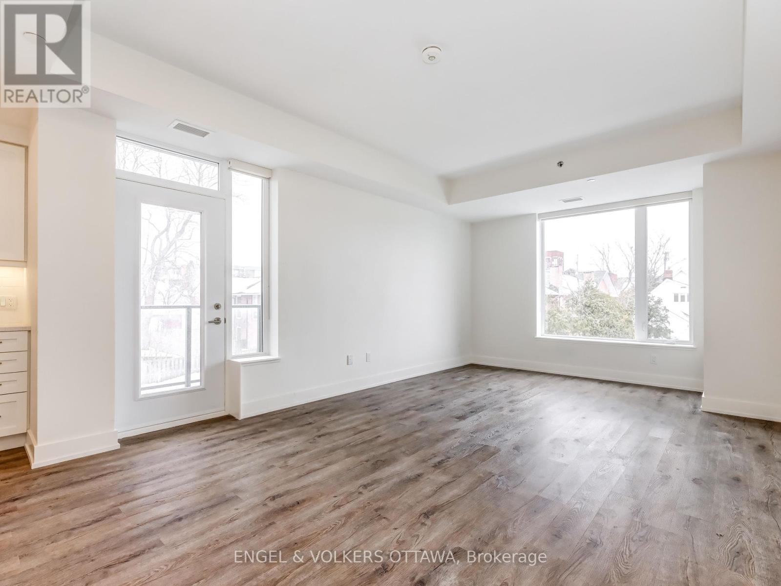 307 - 280 Crichton Street, Ottawa, Ontario  K1M 1W4 - Photo 6 - X12421241