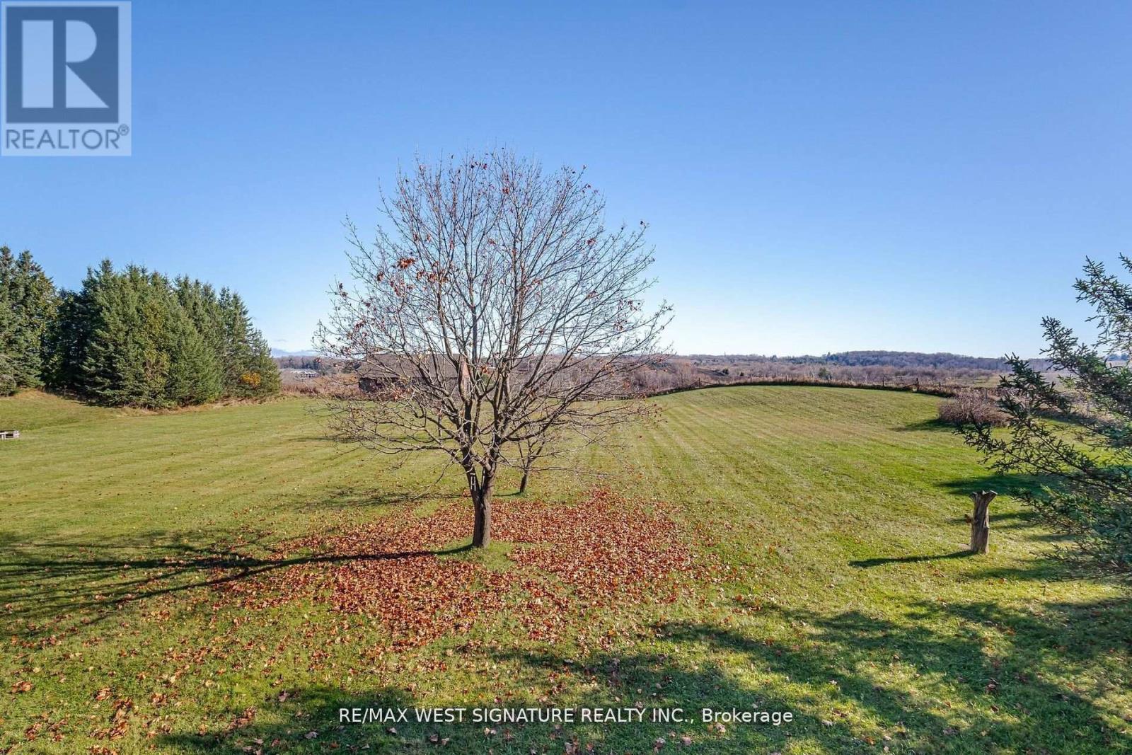 13485 8th Concession, King, Ontario  L7B 1K4 - Photo 19 - N12421100