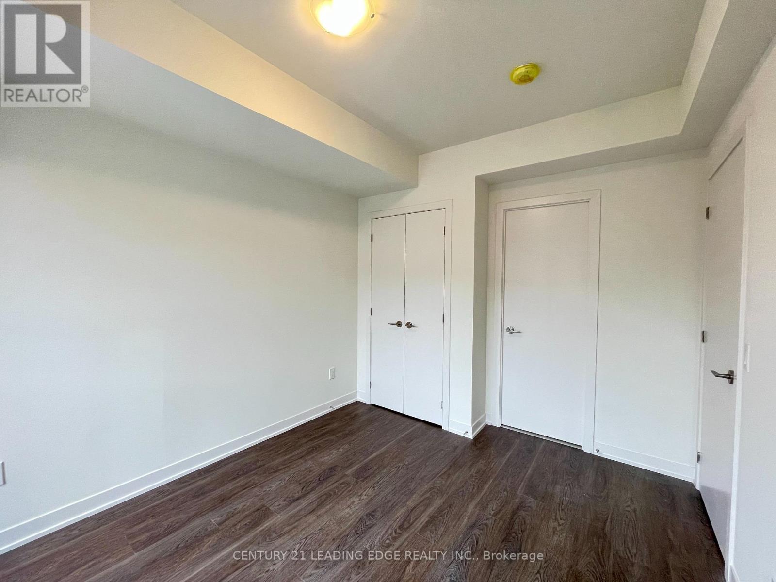 924 - 2 Steckley House Lane, Richmond Hill, Ontario  L4S 0N4 - Photo 11 - N12421110