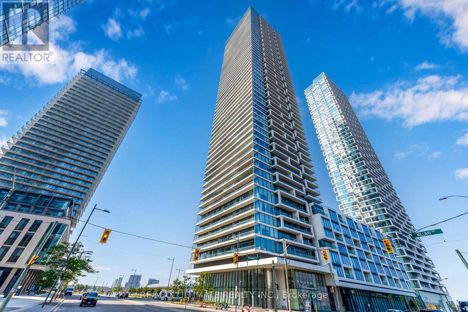 4801 - 950 PORTAGE PARKWAY, Vaughan, Ontario