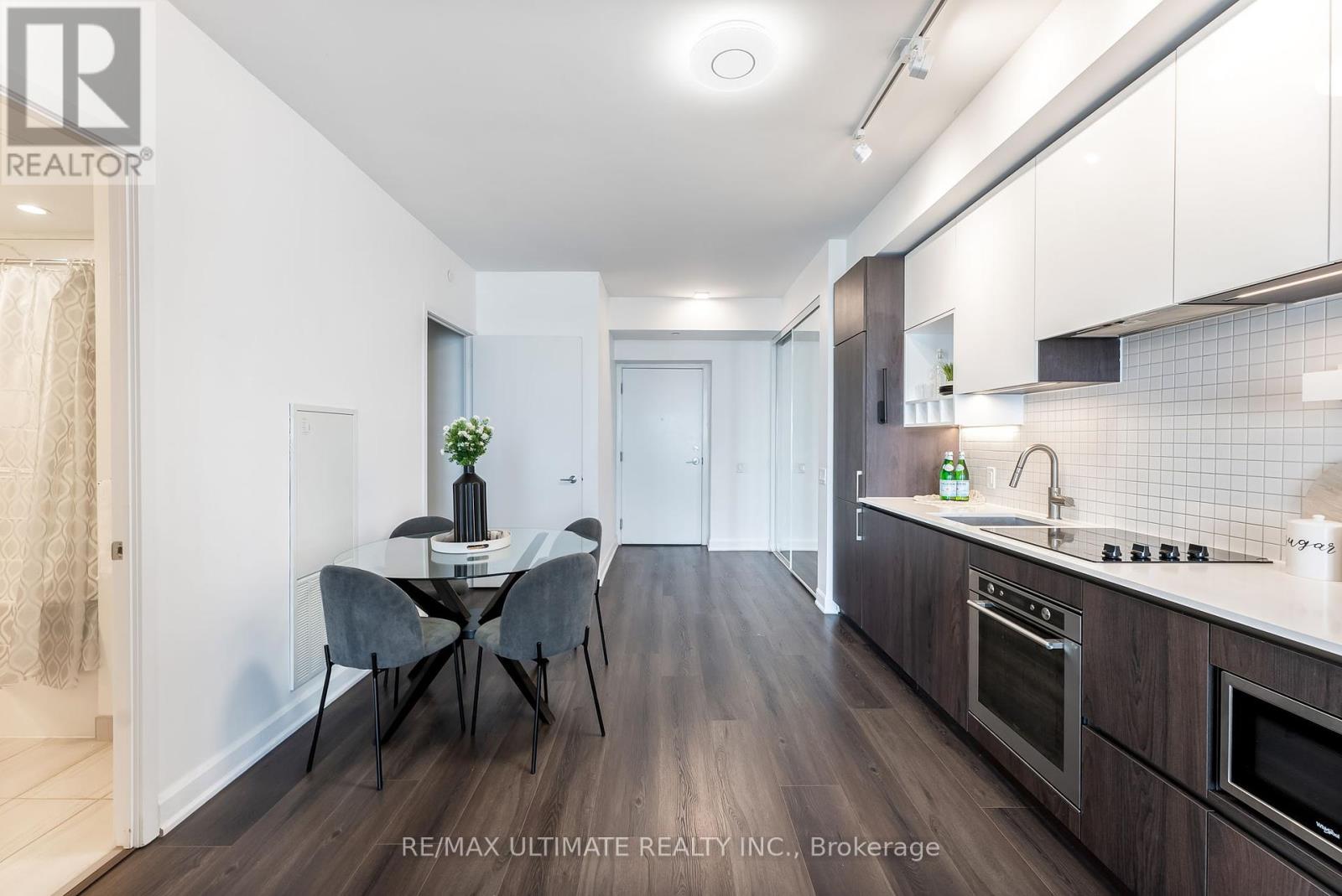 4801 - 950 Portage Parkway, Vaughan, Ontario  L4K 0J7 - Photo 10 - N12421124