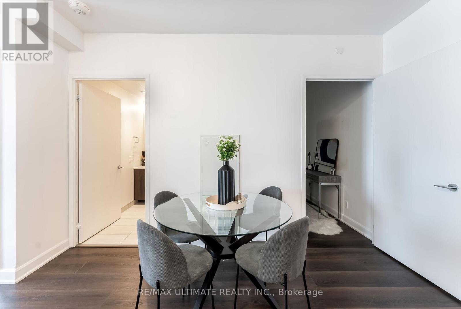 4801 - 950 Portage Parkway, Vaughan, Ontario  L4K 0J7 - Photo 11 - N12421124