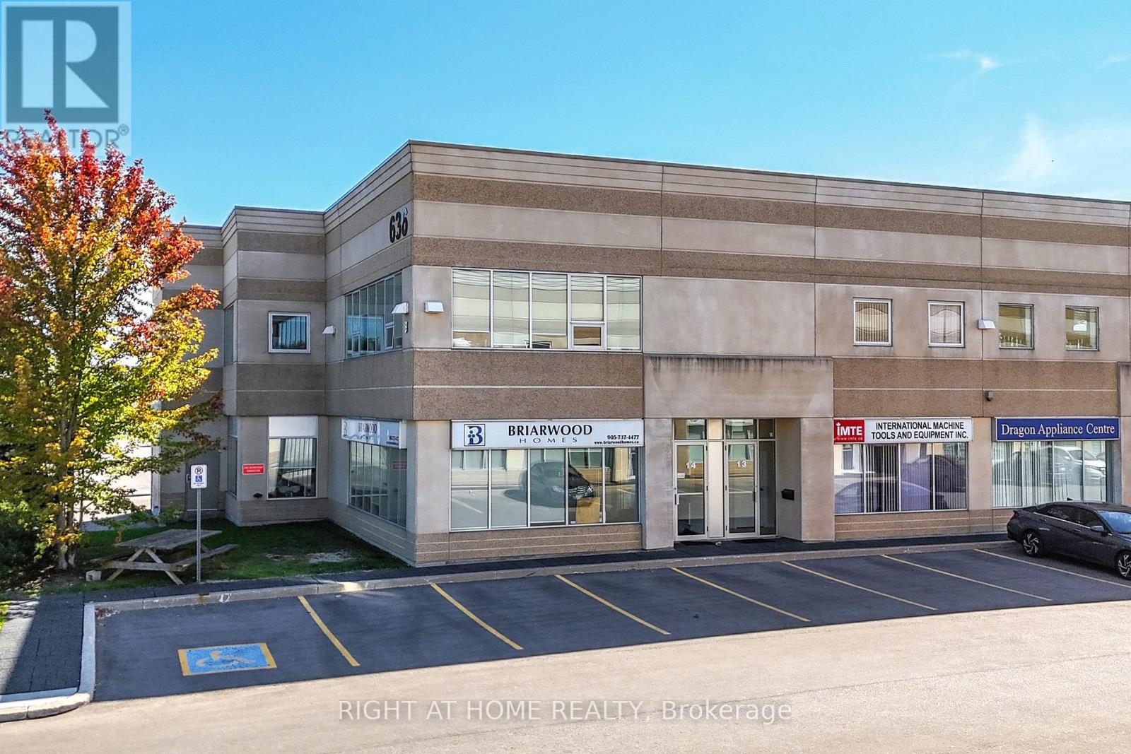 14 - 636 Edward Avenue, Richmond Hill, Ontario  L4C 0V4 - Photo 2 - N12421150