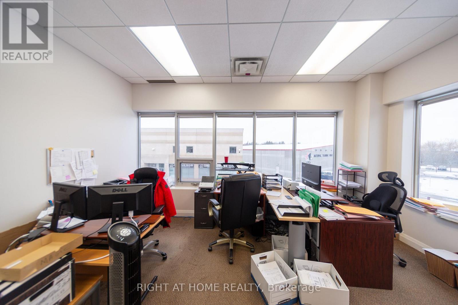 14 - 636 Edward Avenue, Richmond Hill, Ontario  L4C 0V4 - Photo 27 - N12421150
