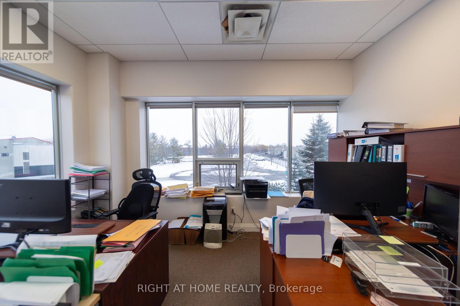 14 - 636 Edward Avenue, Richmond Hill, Ontario  L4C 0V4 - Photo 28 - N12421150
