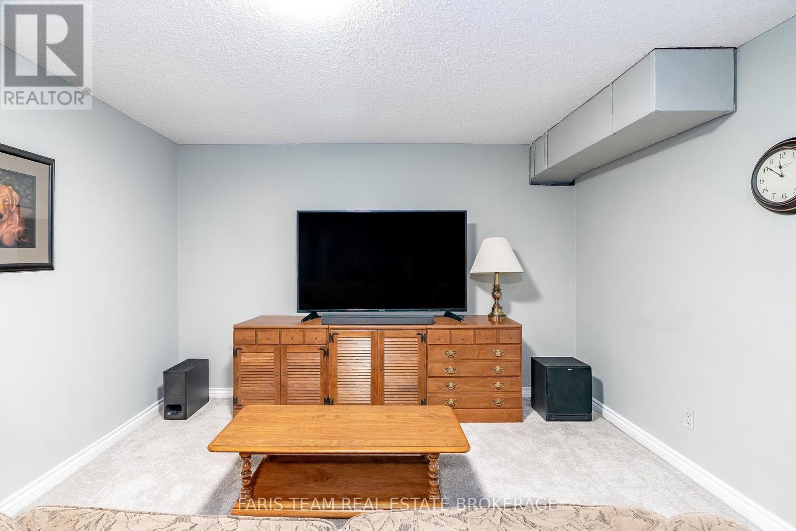 64 Goldfinch Crescent, Tiny, Ontario  L0L 2J0 - Photo 29 - S12421116