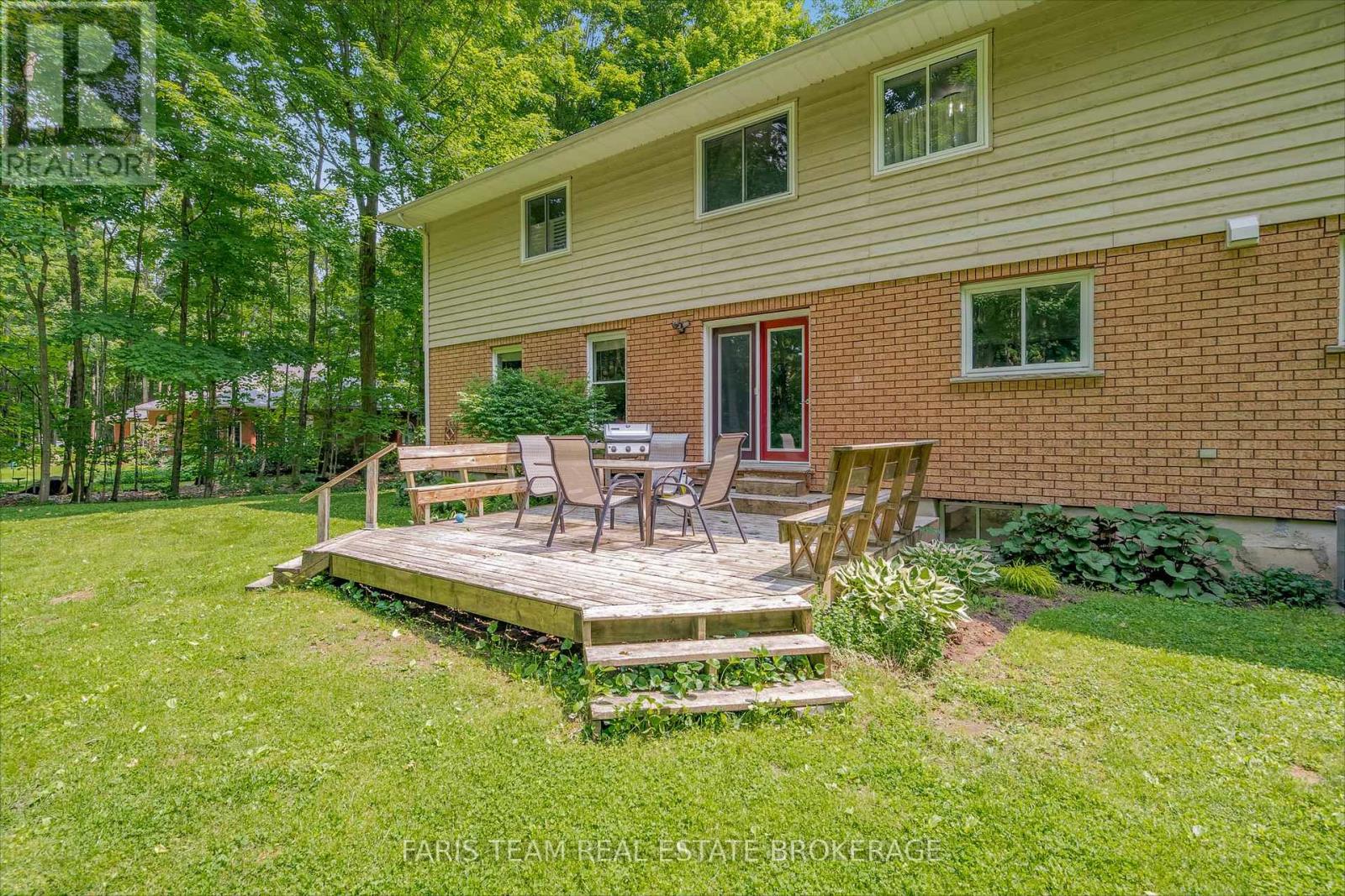 64 Goldfinch Crescent, Tiny, Ontario  L0L 2J0 - Photo 33 - S12421116