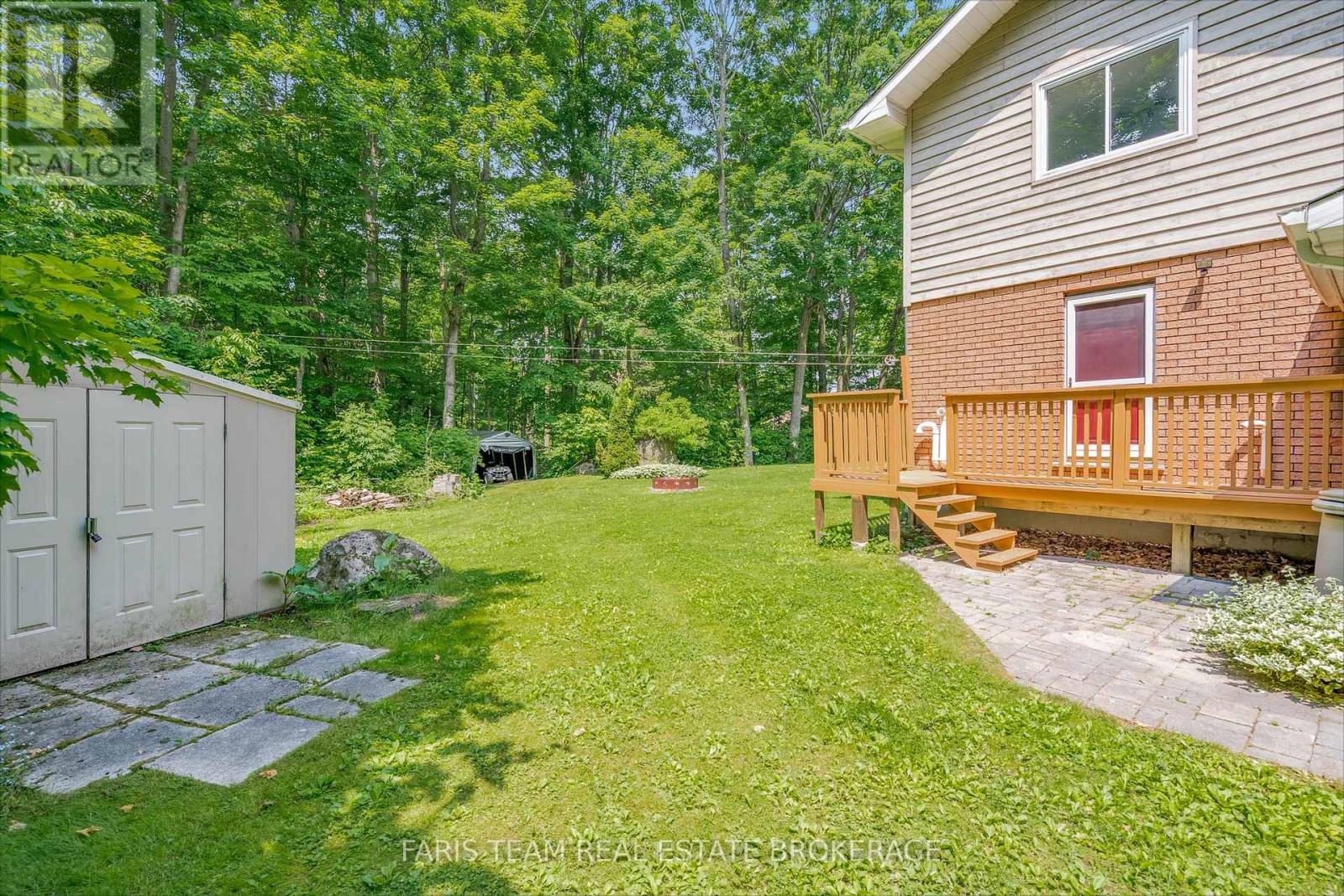 64 Goldfinch Crescent, Tiny, Ontario  L0L 2J0 - Photo 35 - S12421116