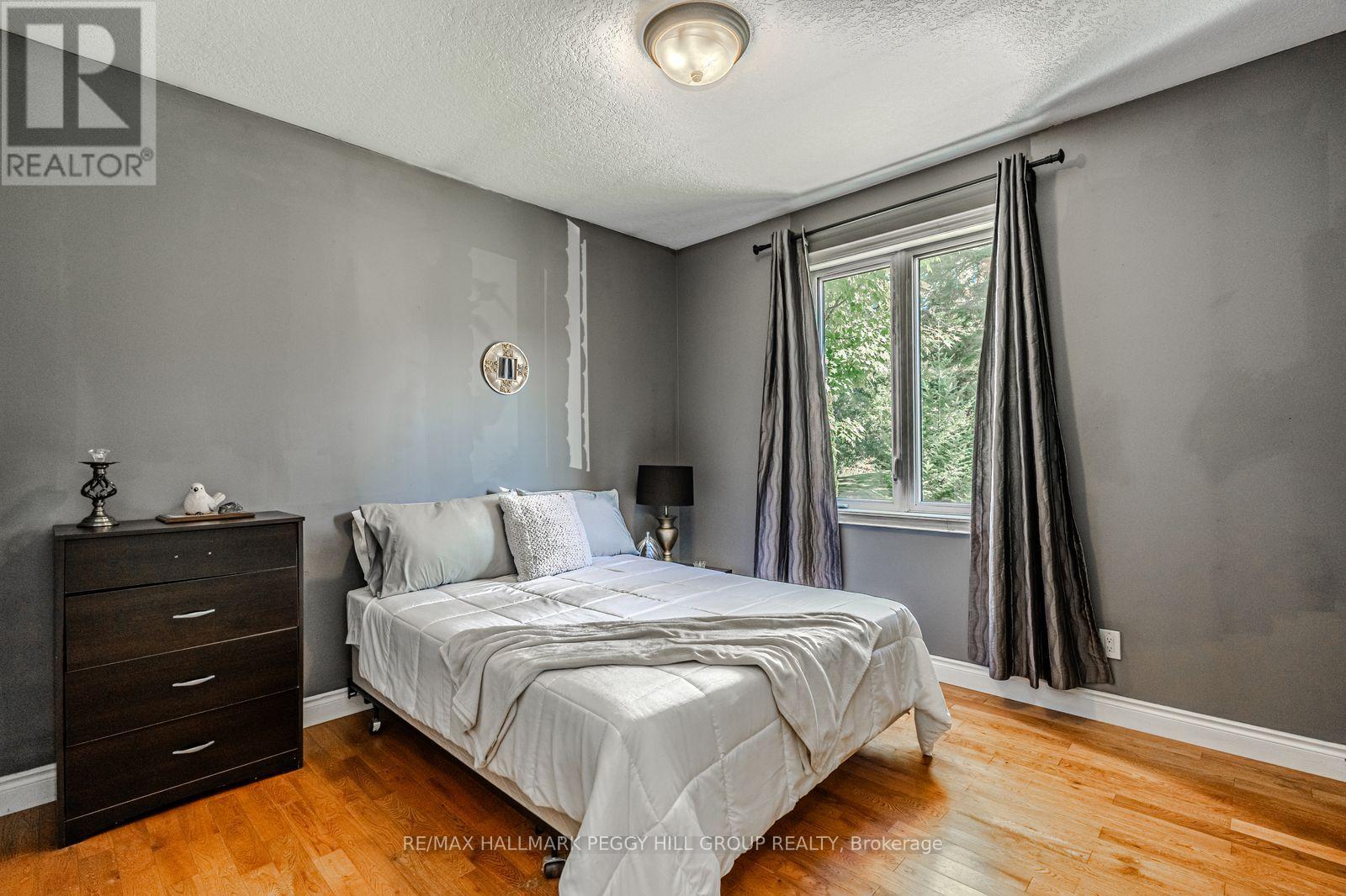 122 Trout Lane, Tiny, Ontario  L9M 0J1 - Photo 9 - S12421156