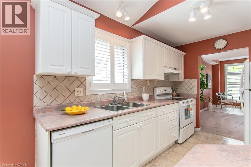 535 Eastbridge Boulevard, Waterloo, Ontario  N2K 3Z7 - Photo 10 - 40772538