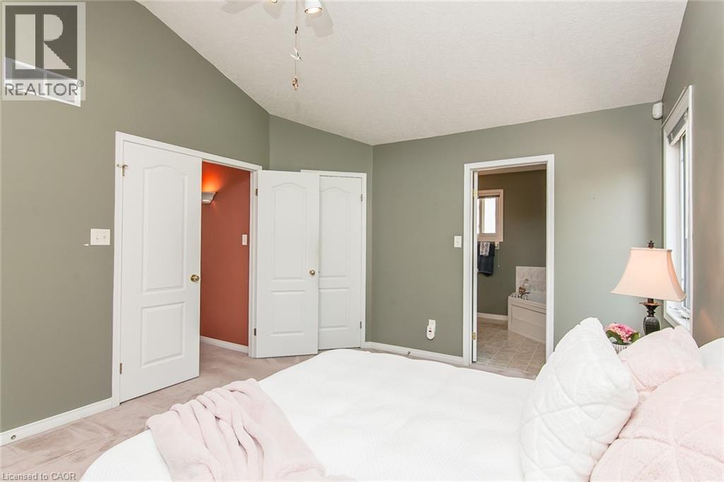 535 Eastbridge Boulevard, Waterloo, Ontario  N2K 3Z7 - Photo 21 - 40772538