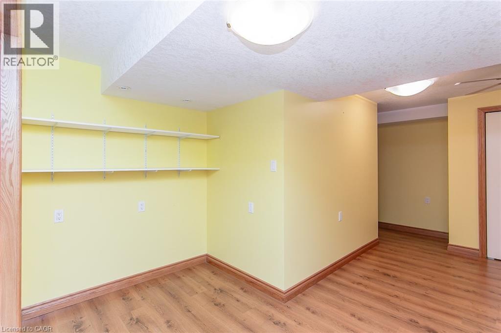535 Eastbridge Boulevard, Waterloo, Ontario  N2K 3Z7 - Photo 35 - 40772538