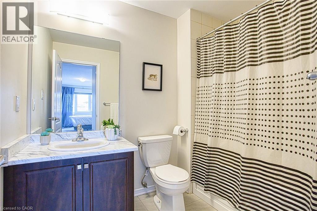 12 Midhurst Heights, Stoney Creek, Ontario  L8J 0K9 - Photo 31 - 40772359