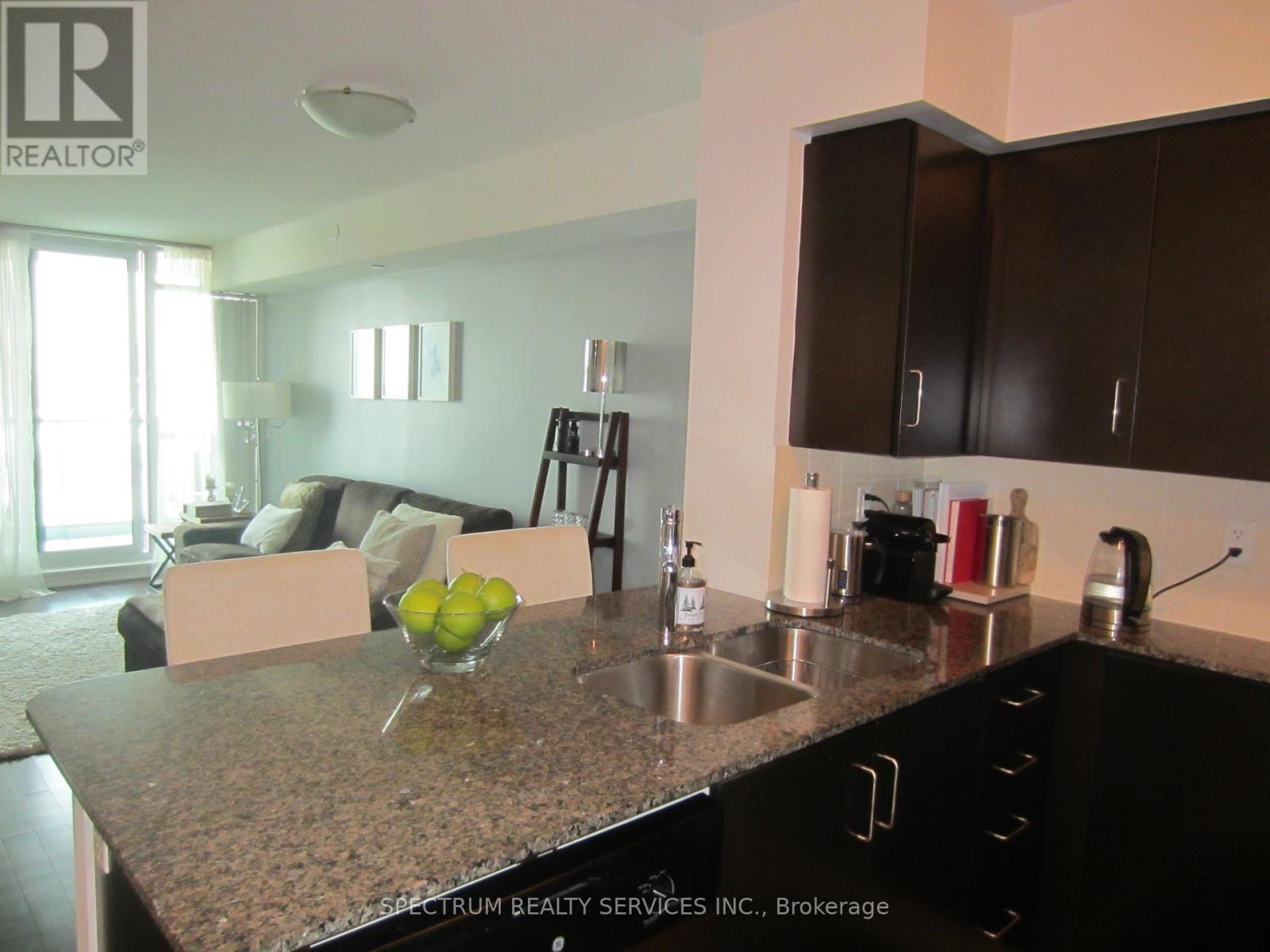 708 - 215 Sherway Gardens, Toronto, Ontario  M9C 0A4 - Photo 4 - W12420997