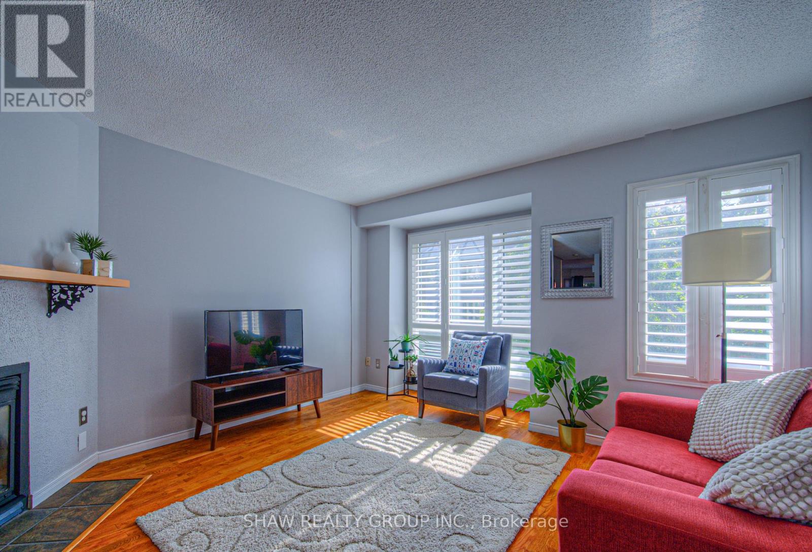 502 - 895 Maple Avenue, Burlington, Ontario  L7S 2N7 - Photo 12 - W12421010