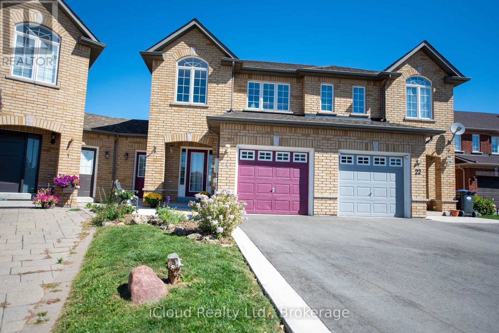 24 AIDA COURT, Caledon, Ontario