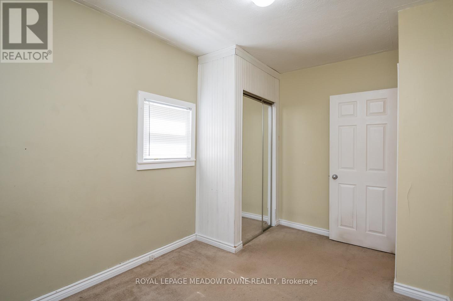 99 Commercial Street, Milton, Ontario  L9T 2J1 - Photo 17 - W12421021