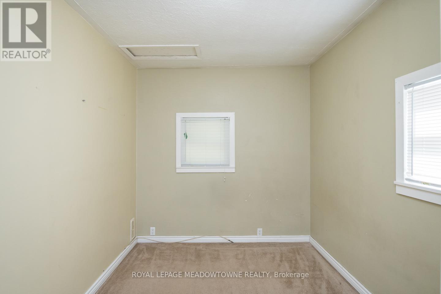 99 Commercial Street, Milton, Ontario  L9T 2J1 - Photo 19 - W12421021