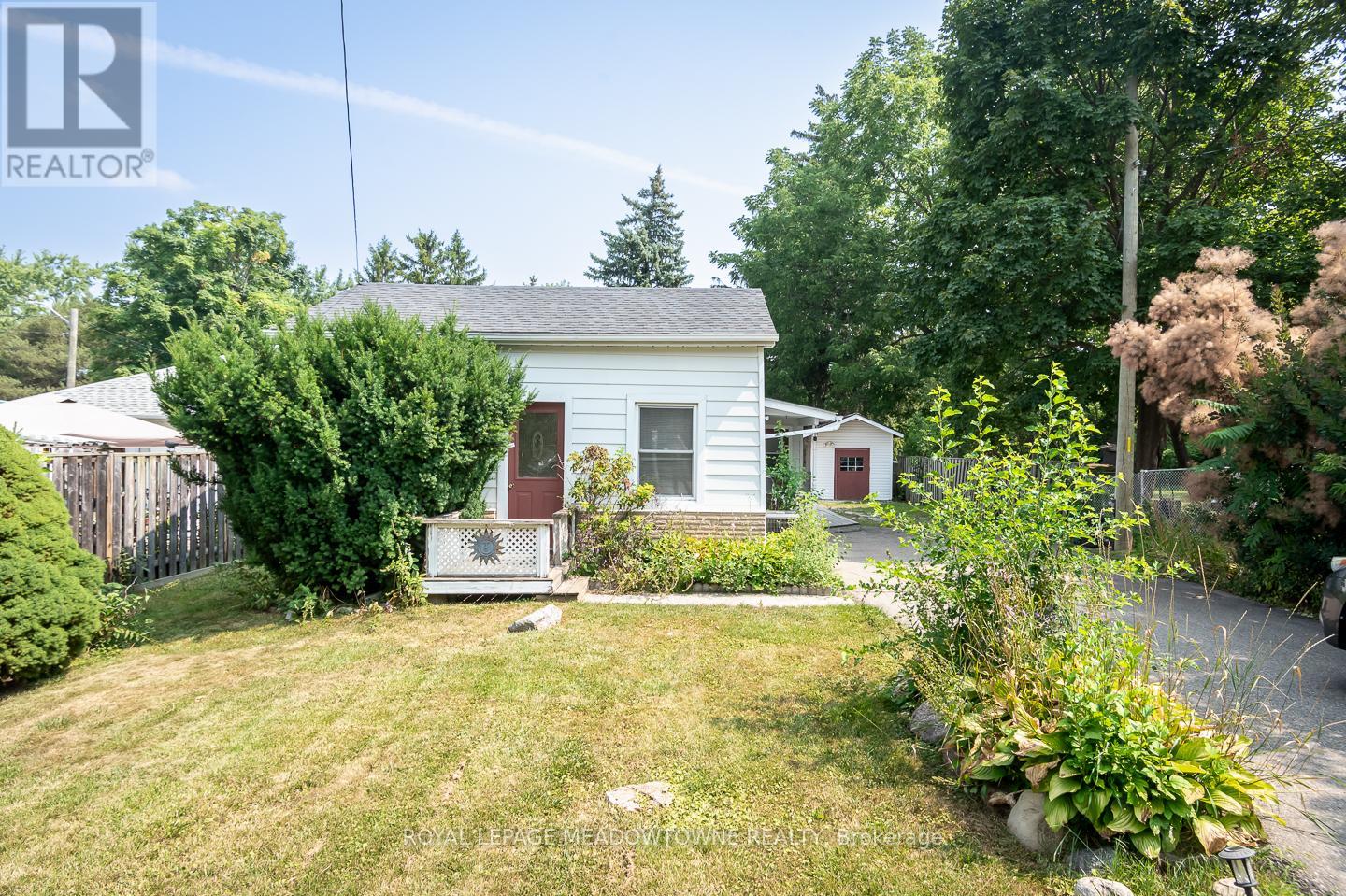 99 Commercial Street, Milton, Ontario  L9T 2J1 - Photo 2 - W12421021