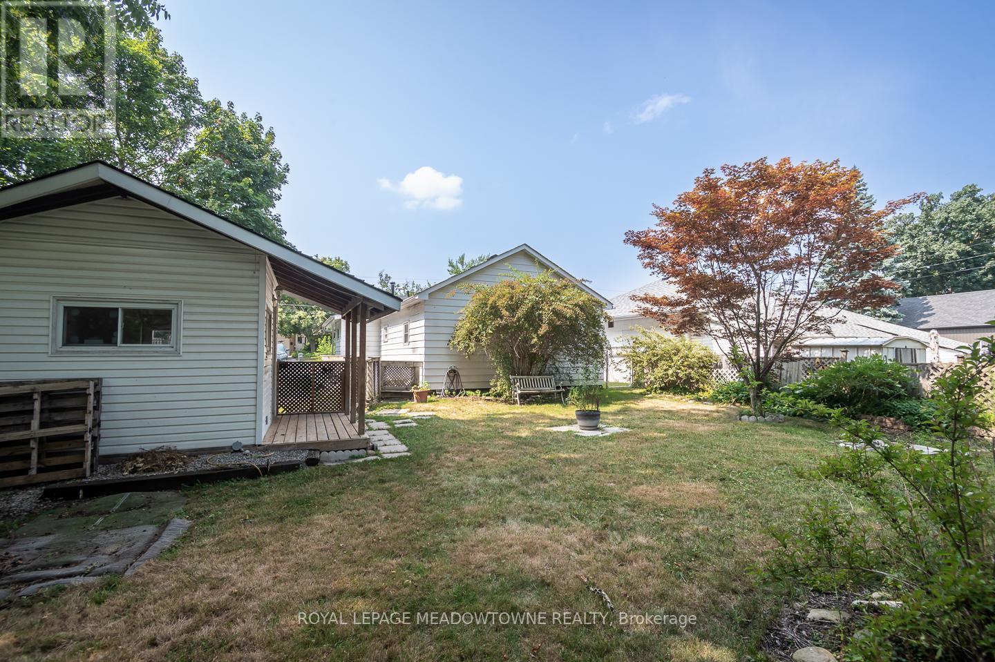 99 Commercial Street, Milton, Ontario  L9T 2J1 - Photo 29 - W12421021