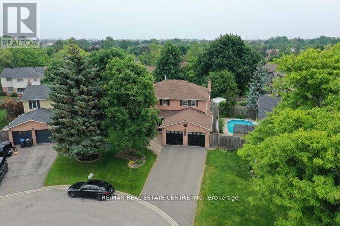 3018 Kilbride Court, Mississauga, Ontario  L5N 3C5 - Photo 36 - W12421030