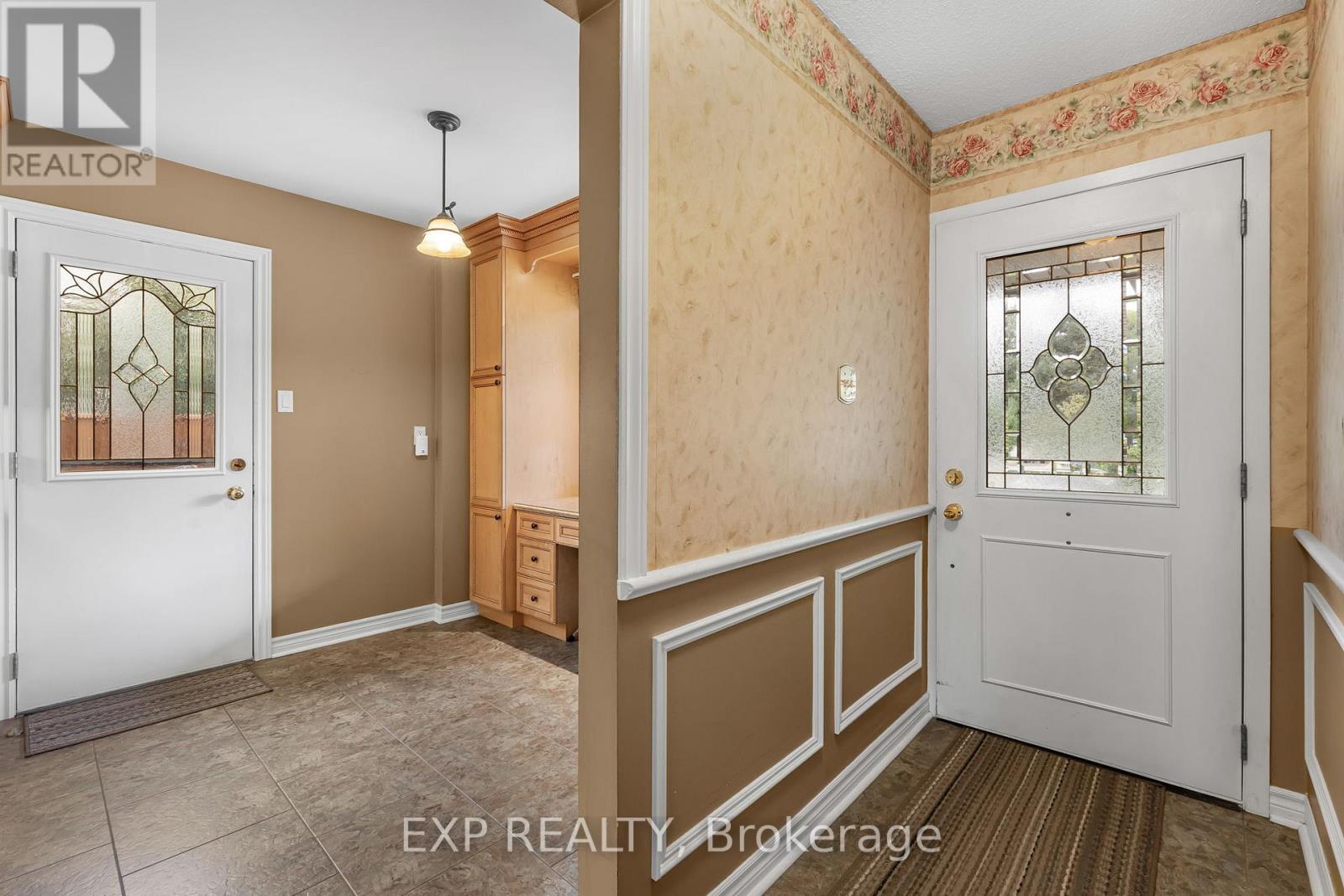 2930 Oslo Crescent, Mississauga, Ontario  L5N 1Z9 - Photo 11 - W12421049