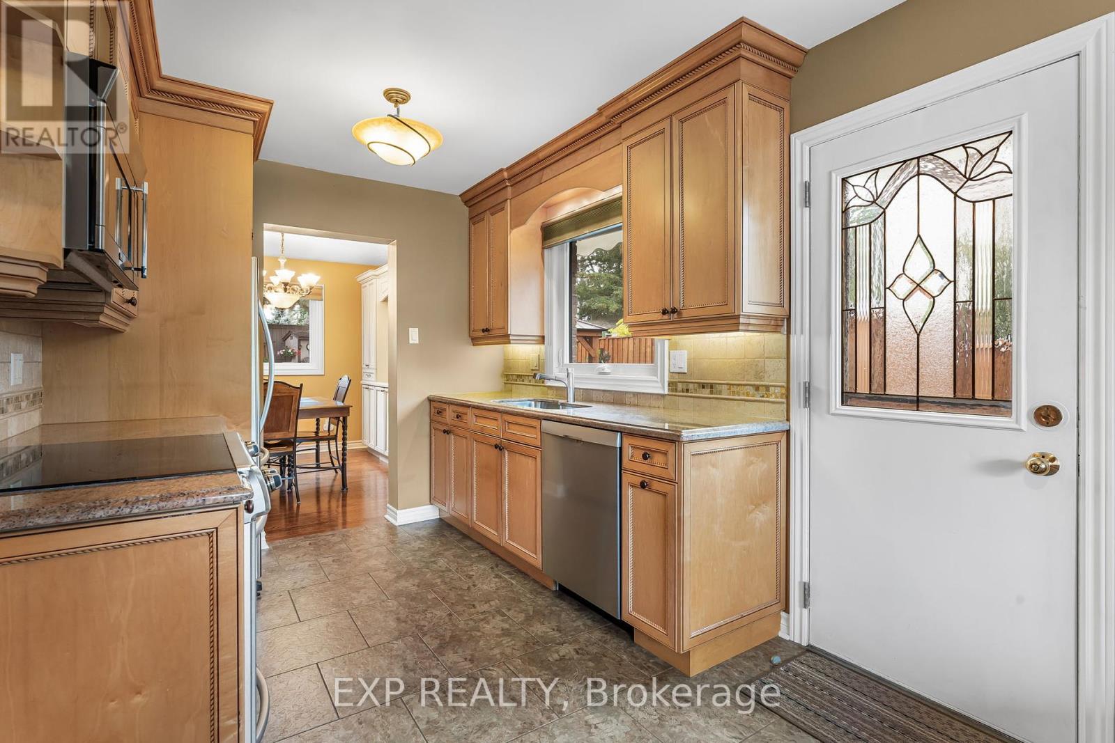2930 Oslo Crescent, Mississauga, Ontario  L5N 1Z9 - Photo 18 - W12421049