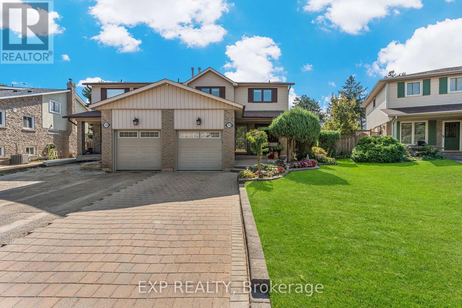 2930 Oslo Crescent, Mississauga, Ontario  L5N 1Z9 - Photo 3 - W12421049