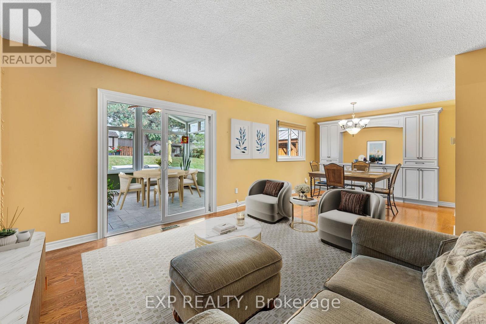 2930 Oslo Crescent, Mississauga, Ontario  L5N 1Z9 - Photo 6 - W12421049
