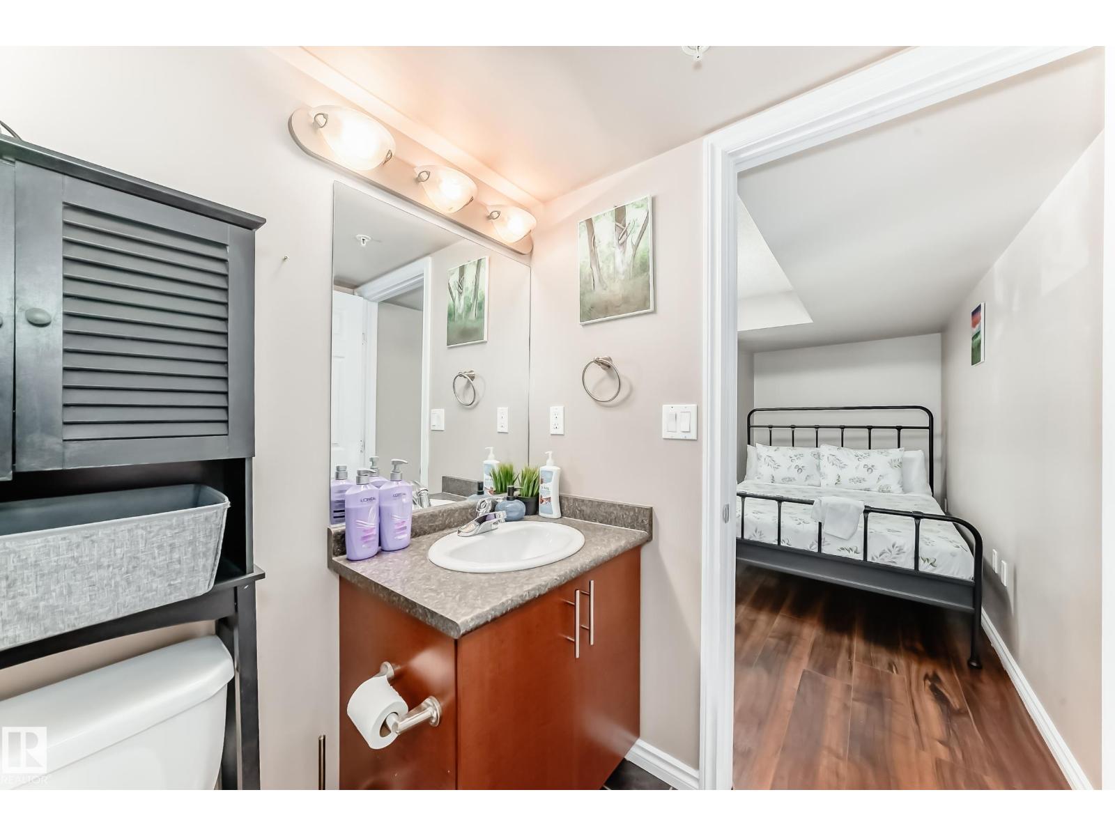 #104 10118 106 Av Nw, Edmonton, Alberta  T5H 0B8 - Photo 17 - E4459045