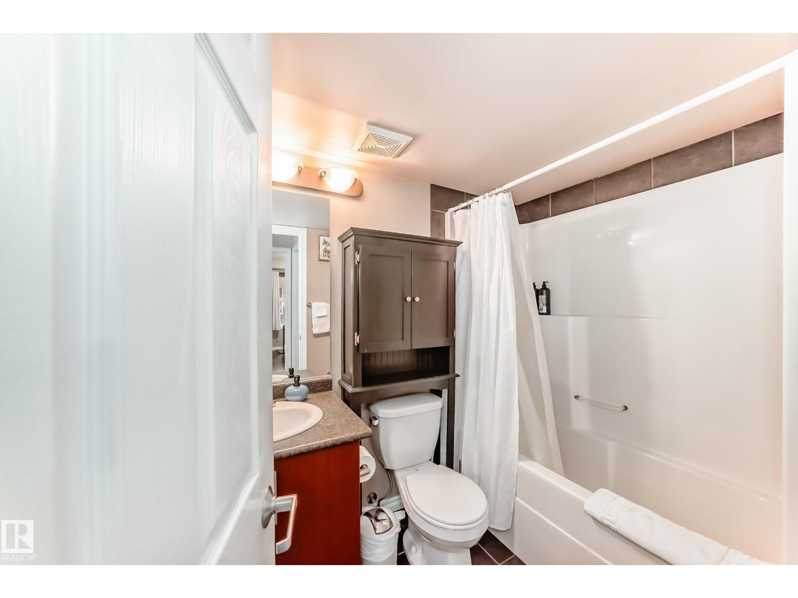 #104 10118 106 Av Nw, Edmonton, Alberta  T5H 0B8 - Photo 22 - E4459045