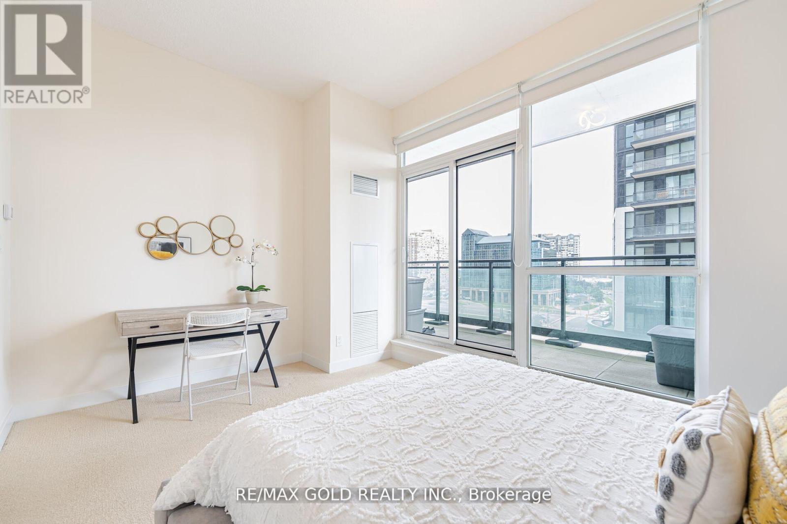 607 - 4070 Confederation Parkway, Mississauga, Ontario  L5B 0E9 - Photo 11 - W12421123
