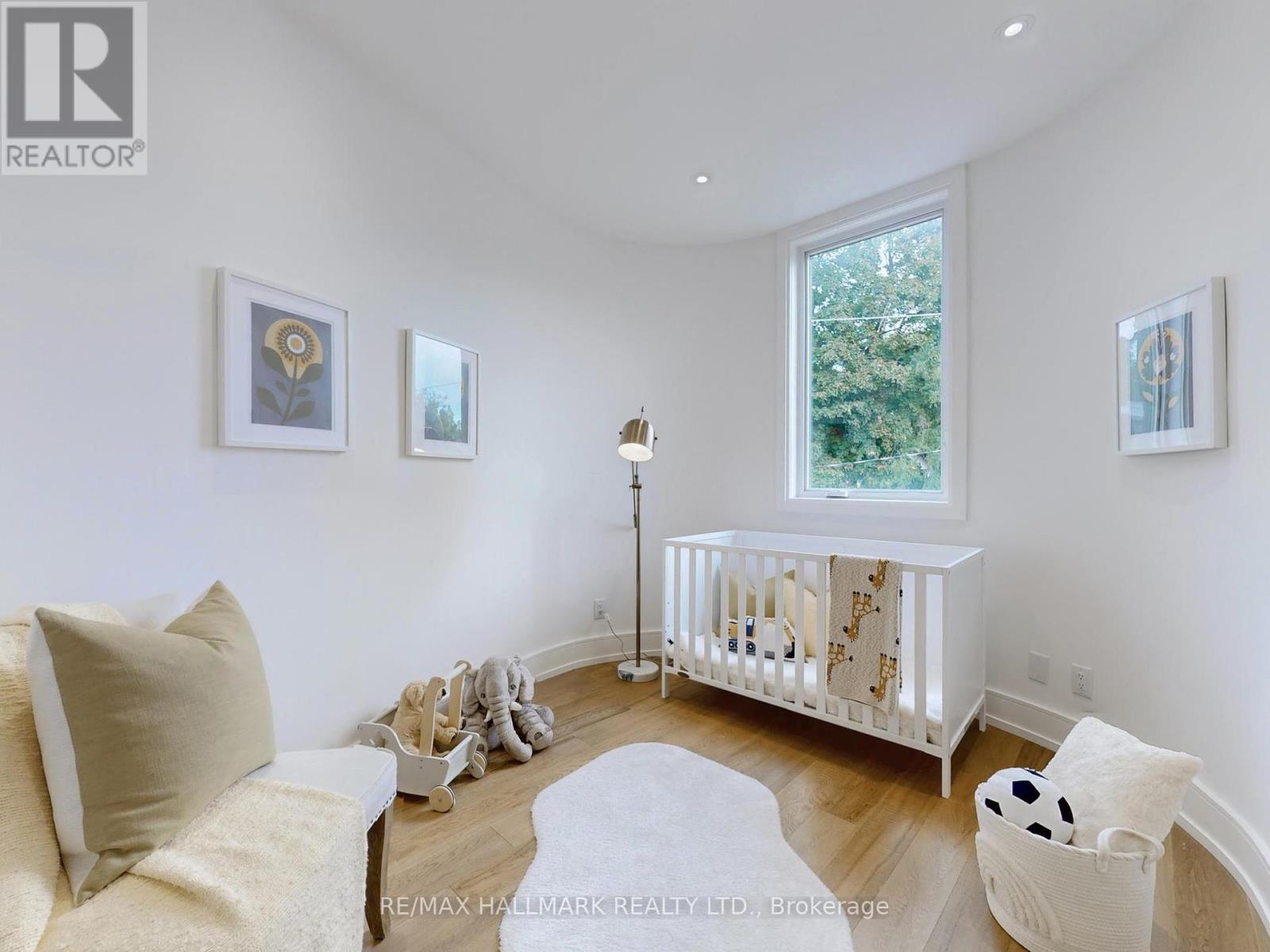5 Wadsworth Boulevard, Toronto, Ontario  M9N 2G3 - Photo 17 - W12421133