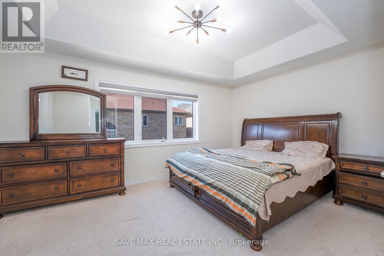 66 Geranium Crescent, Brampton, Ontario  L6Y 1N8 - Photo 15 - W12421137