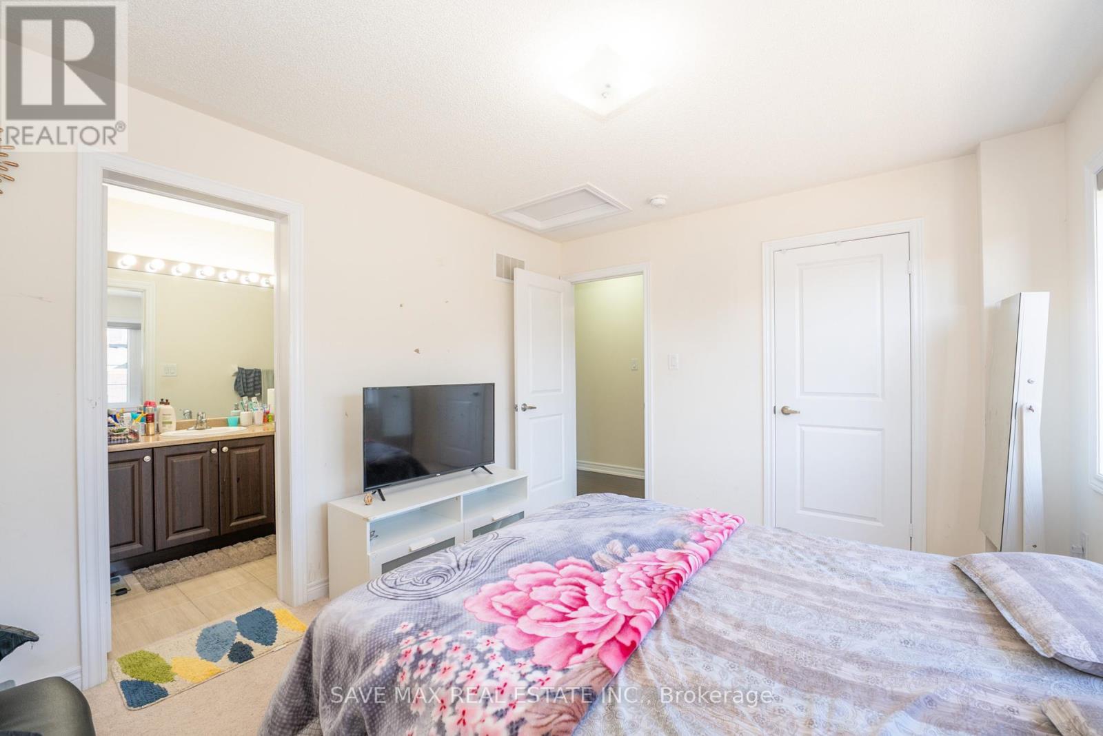 66 Geranium Crescent, Brampton, Ontario  L6Y 1N8 - Photo 23 - W12421137