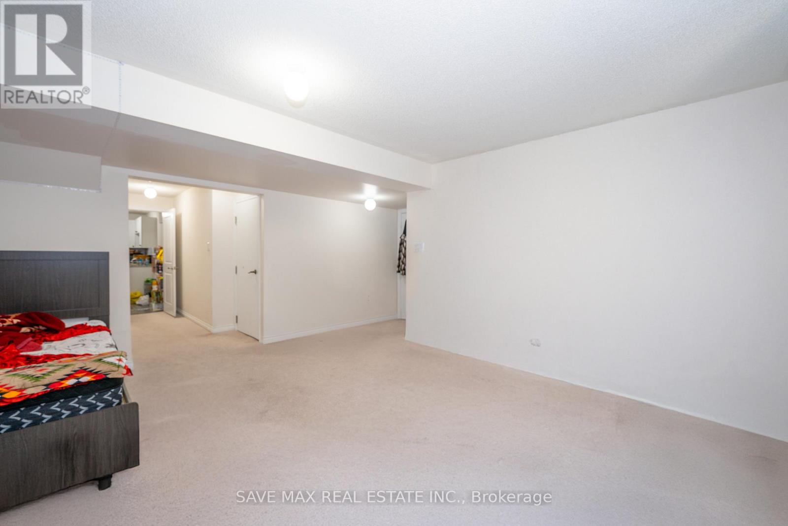 66 Geranium Crescent, Brampton, Ontario  L6Y 1N8 - Photo 29 - W12421137
