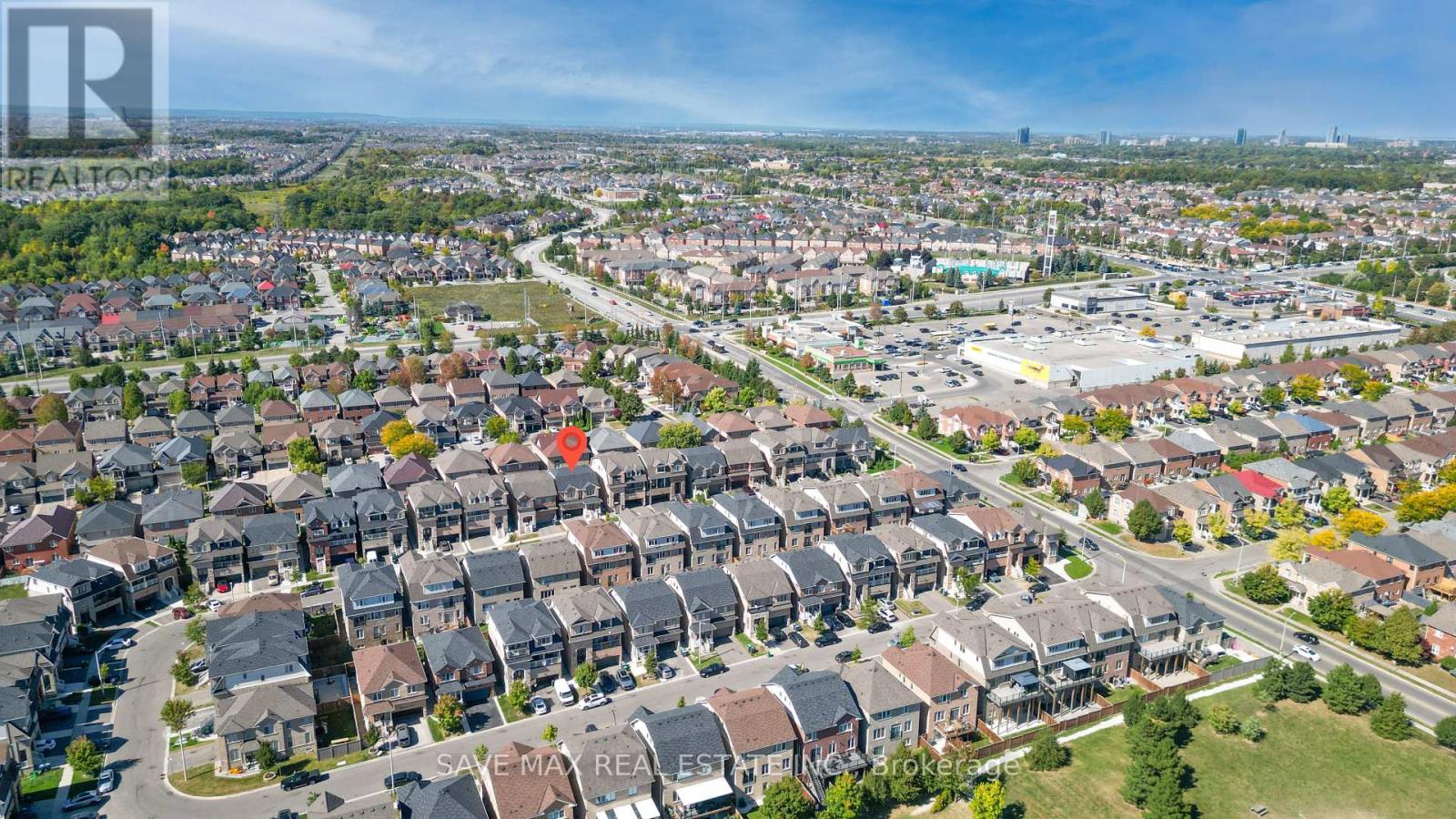 66 Geranium Crescent, Brampton, Ontario  L6Y 1N8 - Photo 3 - W12421137