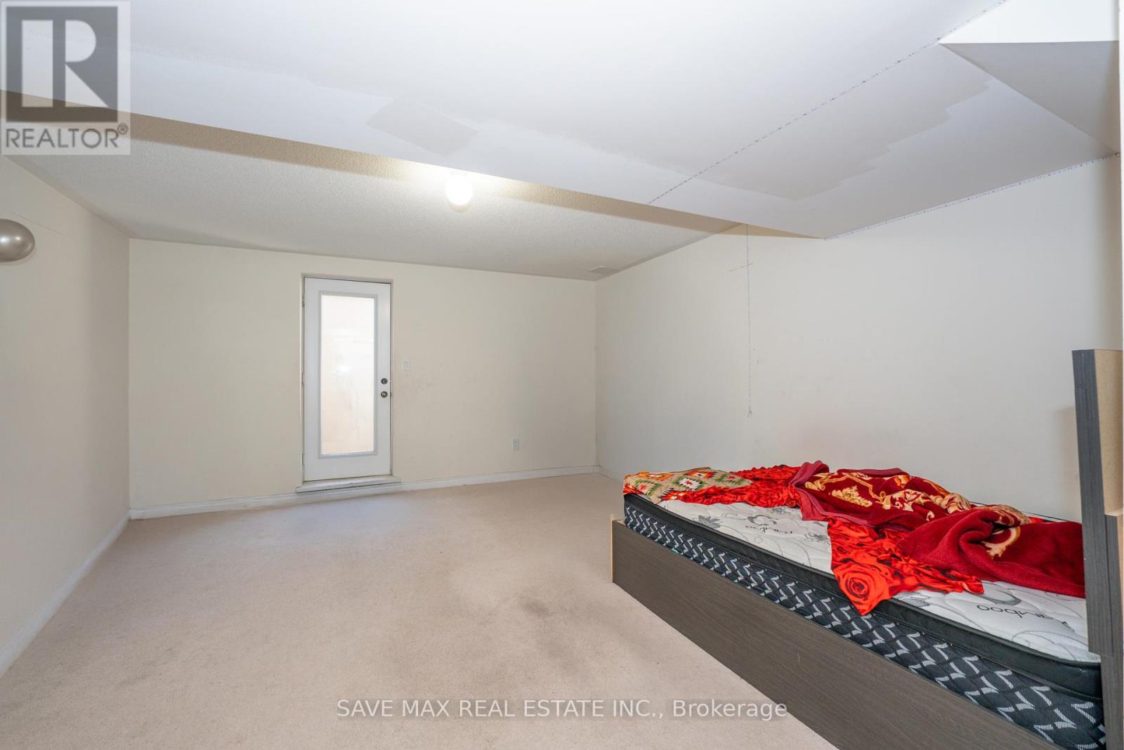 66 Geranium Crescent, Brampton, Ontario  L6Y 1N8 - Photo 31 - W12421137