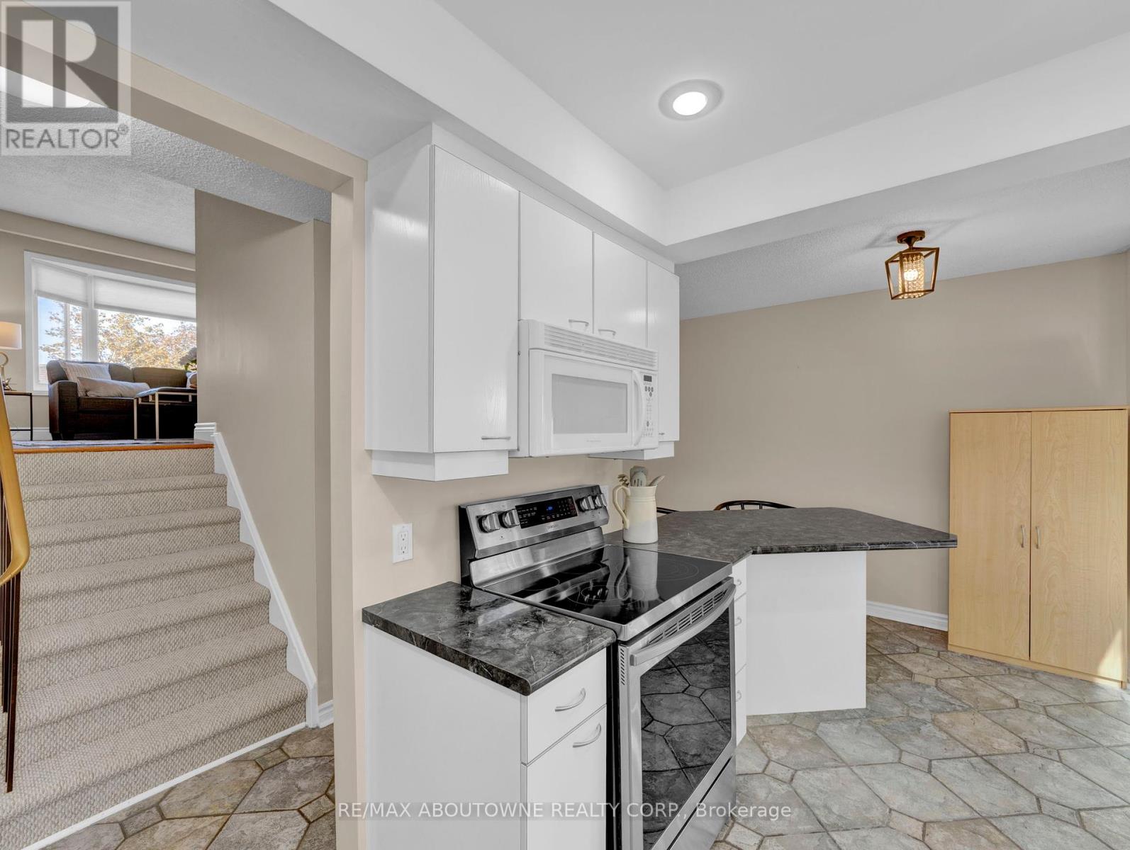 3 - 371 Bronte Street S, Milton, Ontario  L9T 3K5 - Photo 17 - W12421159
