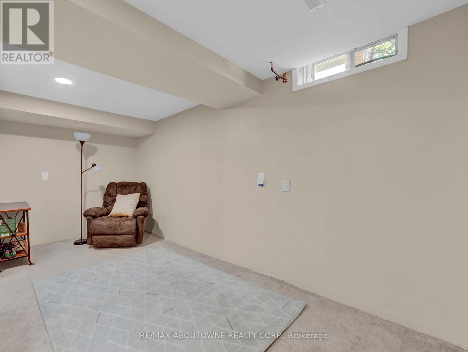 3 - 371 Bronte Street S, Milton, Ontario  L9T 3K5 - Photo 34 - W12421159