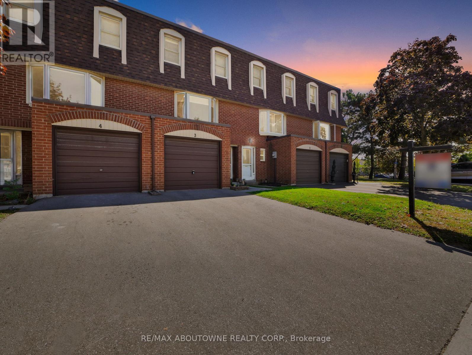 3 - 371 Bronte Street S, Milton, Ontario  L9T 3K5 - Photo 7 - W12421159