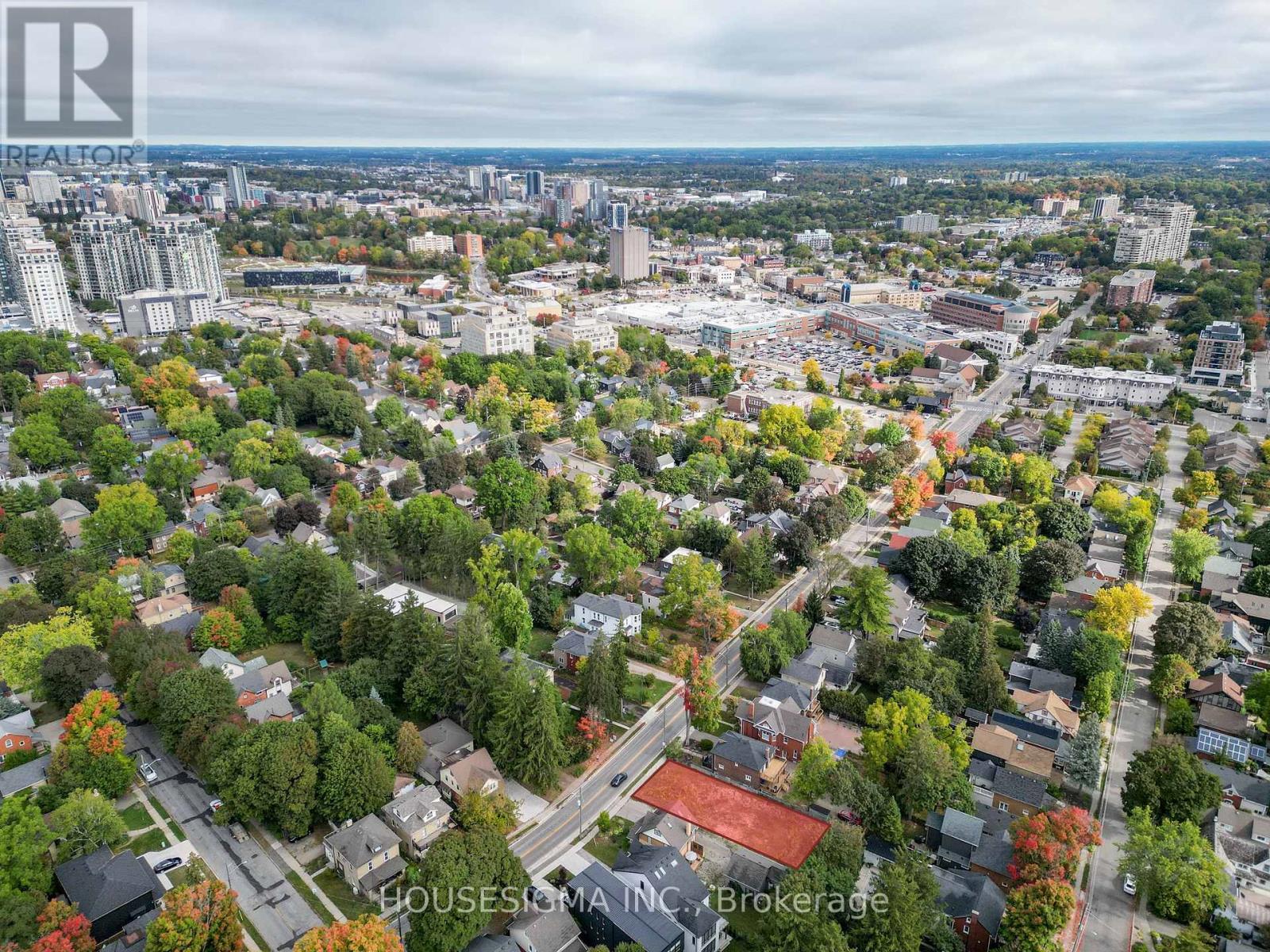 89a William Street W, Waterloo, Ontario  N2L 1J6 - Photo 10 - X12421018