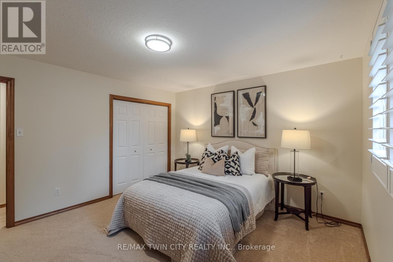 36 - 19 Hanlon Place, Brant, Ontario  N3L 4E8 - Photo 20 - X12421022
