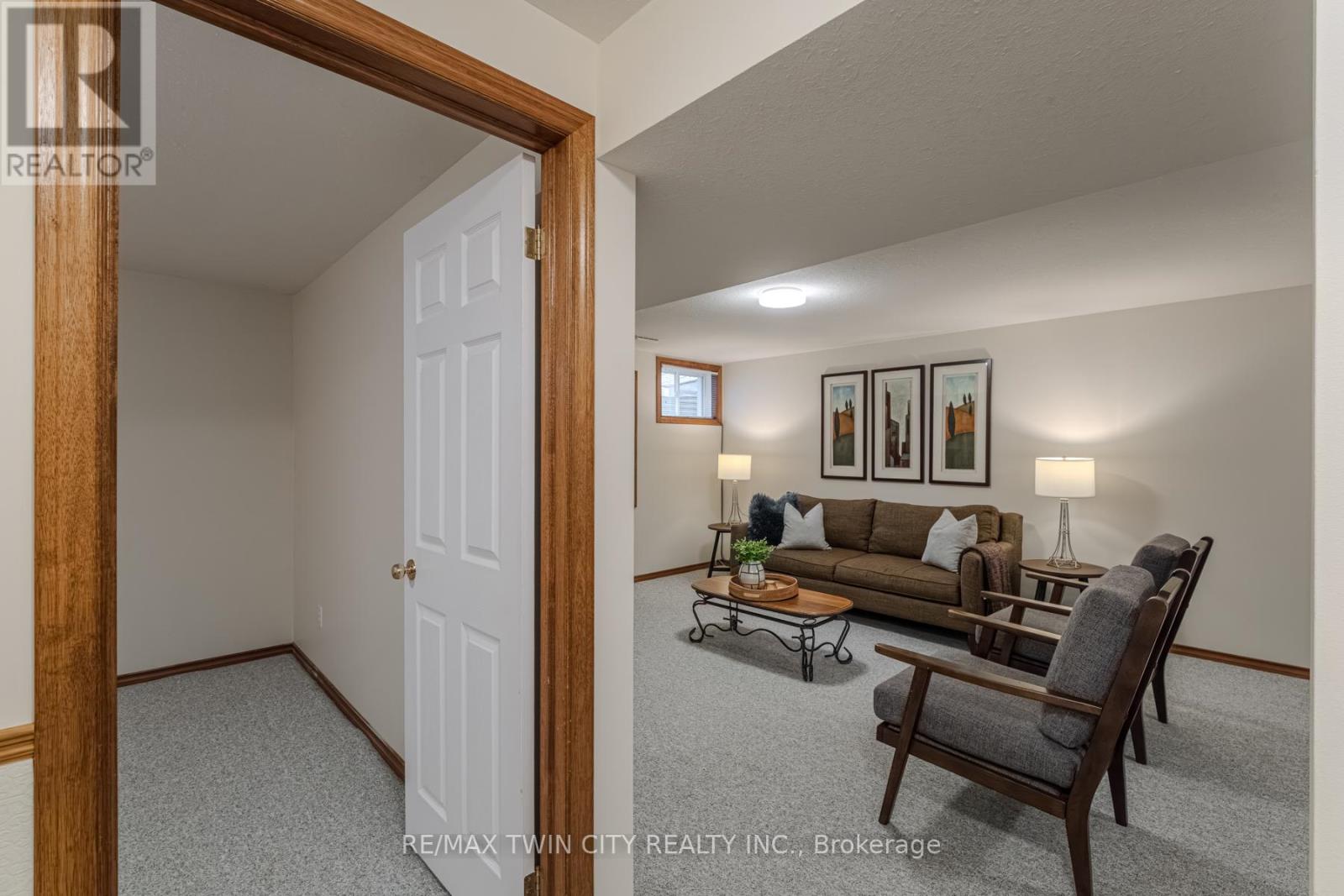 36 - 19 Hanlon Place, Brant, Ontario  N3L 4E8 - Photo 24 - X12421022