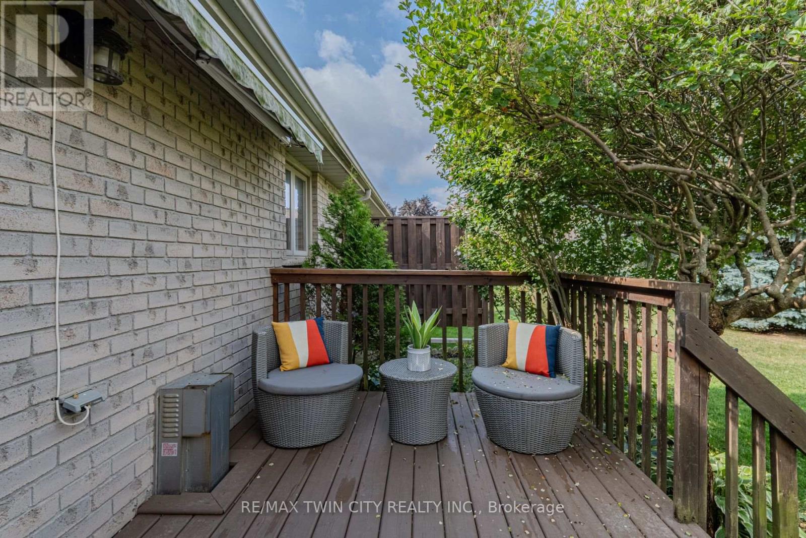 36 - 19 Hanlon Place, Brant, Ontario  N3L 4E8 - Photo 37 - X12421022