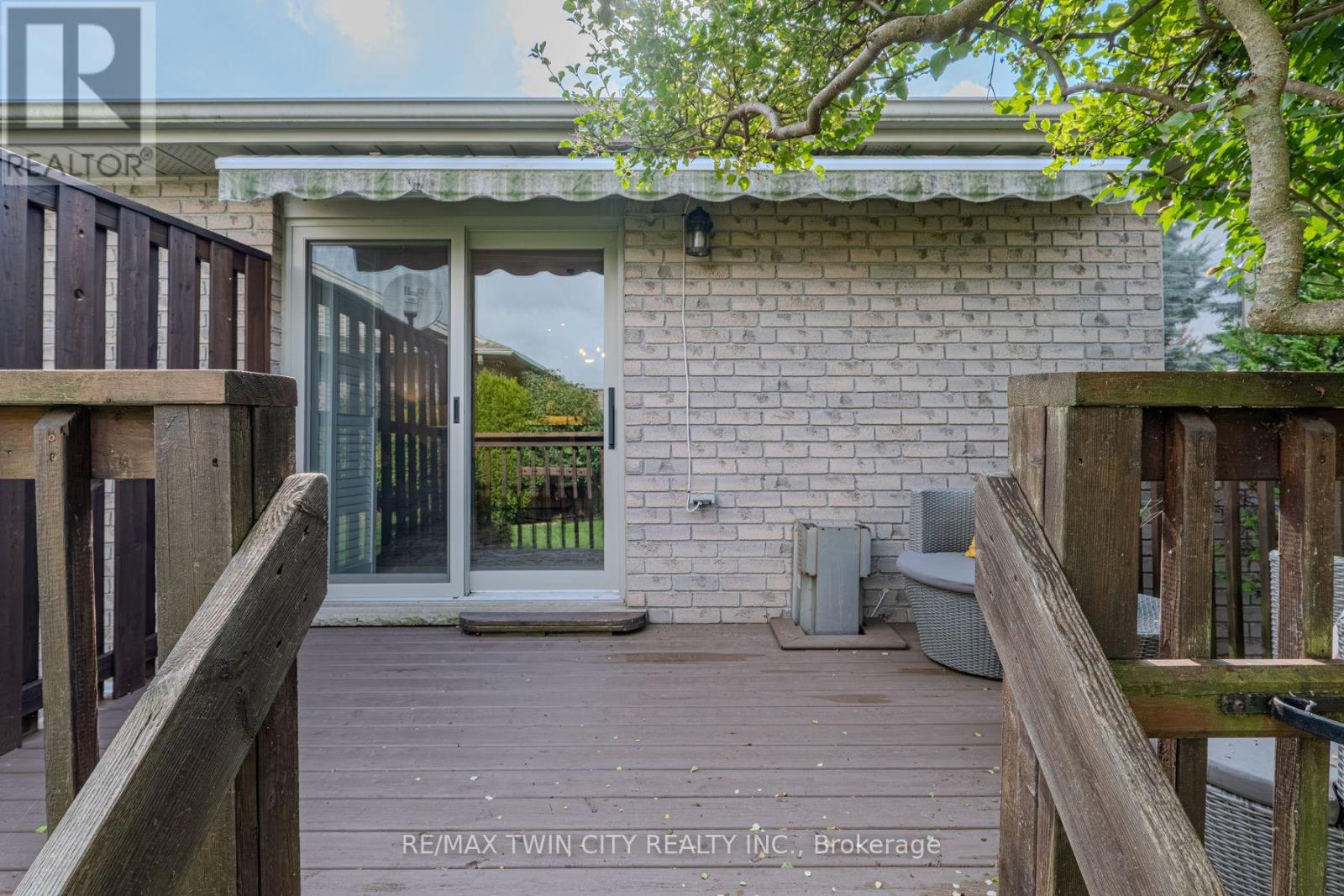 36 - 19 Hanlon Place, Brant, Ontario  N3L 4E8 - Photo 38 - X12421022