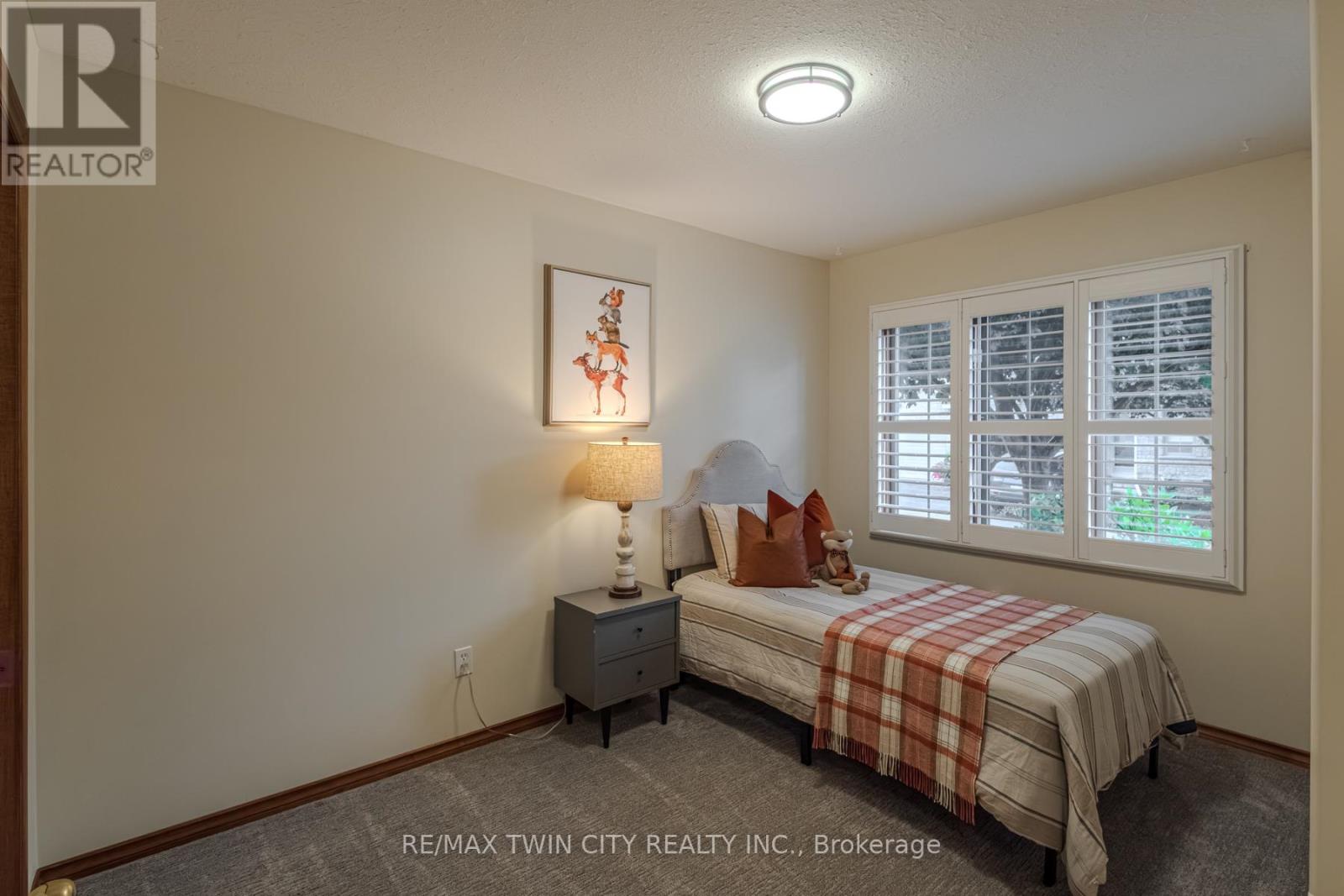 36 - 19 Hanlon Place, Brant, Ontario  N3L 4E8 - Photo 6 - X12421022
